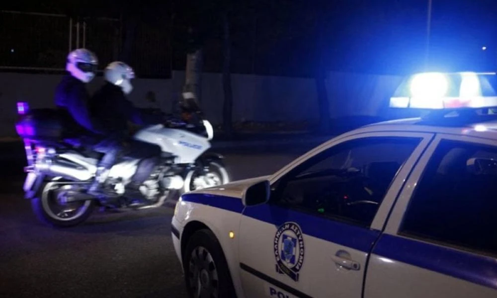 Νέο τροχαίο στην Πανεπιστημίου-Ταξί υπό άγνωστες συνθήκες συγκρούστηκε με ΙΧ